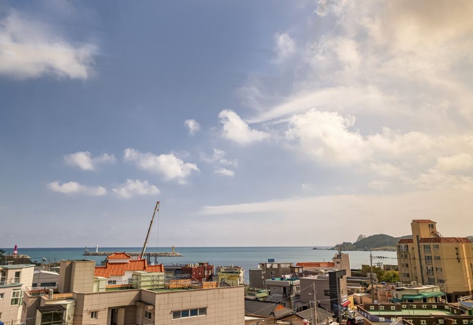2. 부산 기장 넘버..