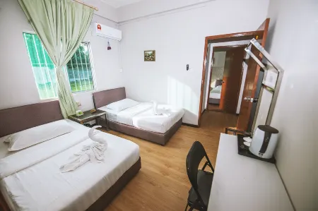 Hua Qiao Home