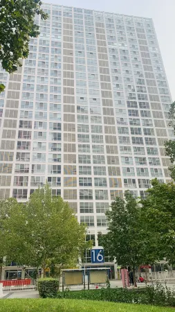 Chonpines Hotel (Beijing Guomao Jianwai SOHO)