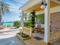 Chaba Cabana Beach Resort Hotels near Samui International Airport