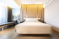 Heze Old Town Caozhou Bayi Road Atour Hotel