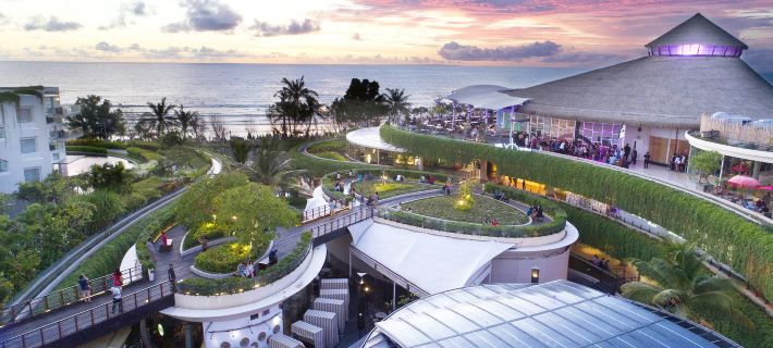 YELLO Hotel Kuta Beachwalk Bali Hotels in Bali