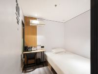青季酒店MINI(上海浦东金桥路地铁站店) - 温馨大床房