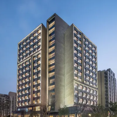 Courtyard Shanghai Hongqiao Hotels near East Xujing Station