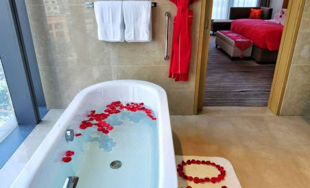 DoubleTree by Hilton Hotel Chongqing - Nan'an - Housity
