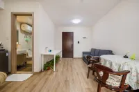 Yijia Homestay (Shenyang 21st Century Mansion)