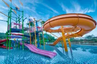 Rongjia Guoyun Hot Spring Resort - familiares