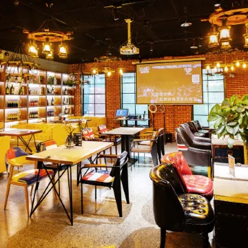 QIAN BAI DU HOTEL