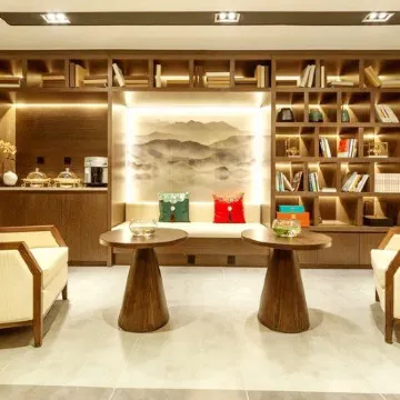 Fairyland Hotel (Kunming Nanping Pedestrian Street Baida)