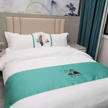 Huangping Green Island Hotel