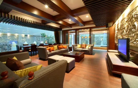 President Motel Отели рядом с достопримечательностью «Chang Gung University»