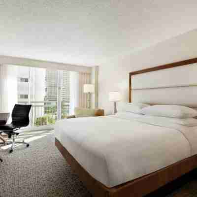 The Singer Oceanfront Resort Singer Island, Curio by Hilton Rooms