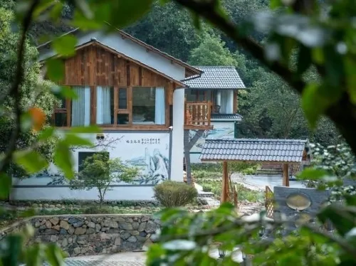 Tonglu Shengxian Hualuo Li Homestay Hotel a Tonglu