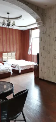 Tonghai Tengshuai Hotel Hotels near Ancient City