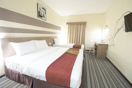 Grand Sentosa Hotel