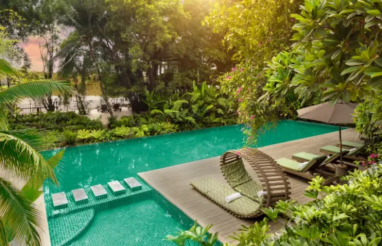 An Lam Retreats Saigon River