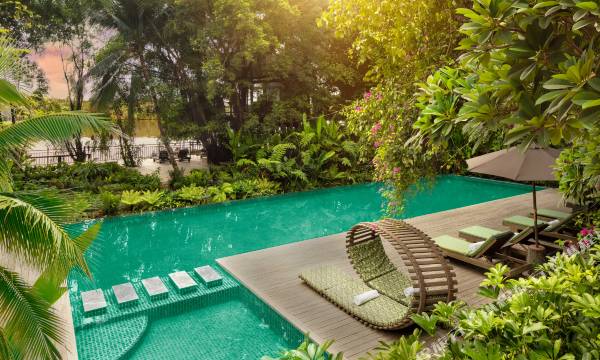 An Lam Retreats Saigon River