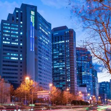 Holiday Inn Express QINGDAO CITY CENTER by IHG Hotels near May Fourth Square