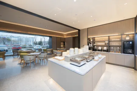 JI Hotel (Jiaxiang Qichezhan Yintai Square)