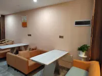 Changwei Apartment (Pingnan Donghu Shop) - 2-Star