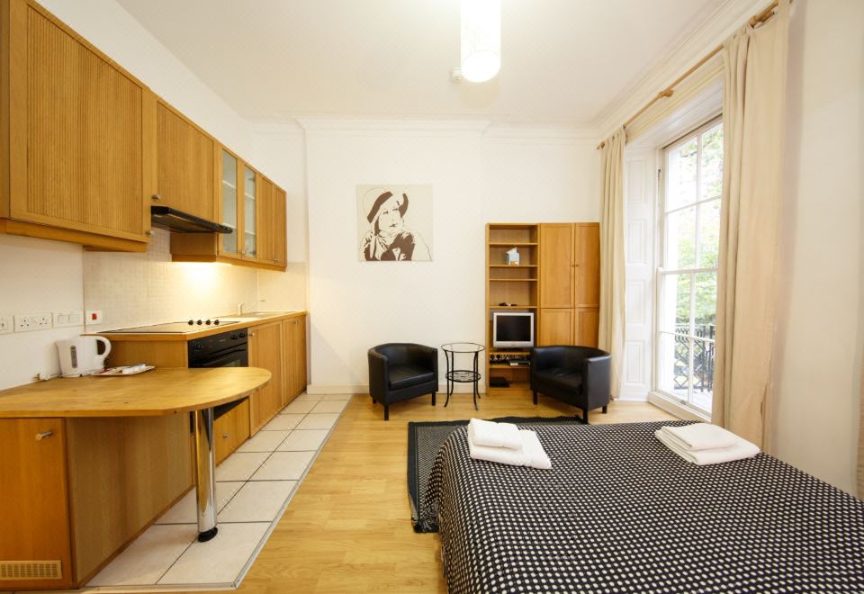 스튜디오스 2 렛 아파트먼트 건물 주변 또는 로비