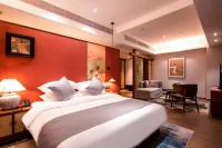 EZZI Hotel (Laocheng Guohua Road Subway Station) Hotels in Laocheng District
