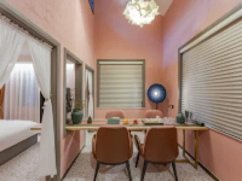 Hongcun wenshe · 20 dream Huipai private garden home stay Hotels in Yi County