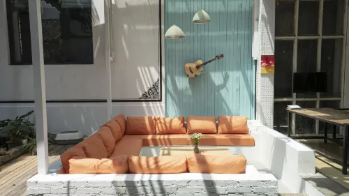 Fine Days Youth Hostel