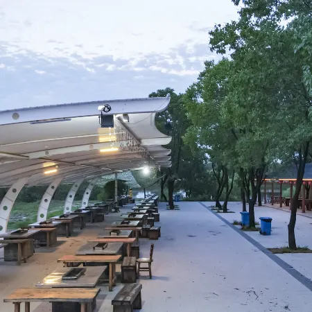 Donghai Forest Hot Spring Resort