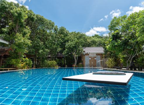 ที่พักสัตหีบ มันตราการ์เดนท์รีสอร์ท