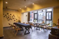 Yinianqi Oxygen Homestay (Domain Shop) - Parvekkeita