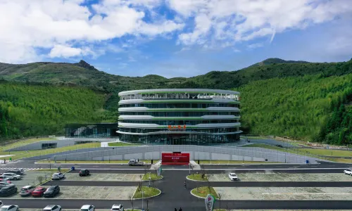 ZheRong MinJiang Hotel