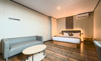 Tianjin Huanpeng Seattle Boutique Hotel (University of Finance and Economics Branch)