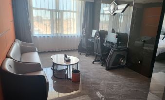 Alien E-sports Hotel