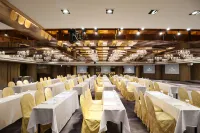 Monarch Plaza Hotel - business