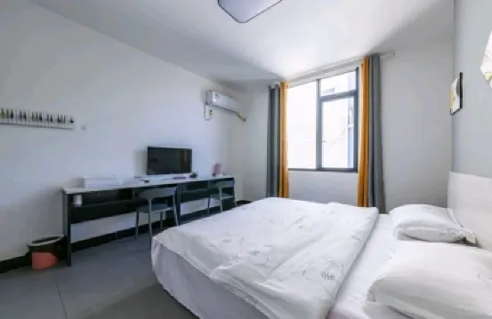 Youth Hostel Hotel berhampiran Gunung Yuelu