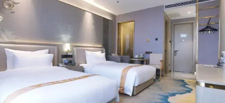 Dunhua Xueyue Business Hotel Отели рядом со станцией Dunhua Railway Station