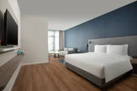 ฮอลิเดย์ อินน์ เอ็กซ์เพรส เซี่ยงไฮ้ ถังเจิ้น บาย IHG