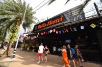Koko Party Hostel 18-40