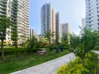 Antu Light Luxury Apartment (Qingdao China Railway World Expo City) - Yüzme Havuzu