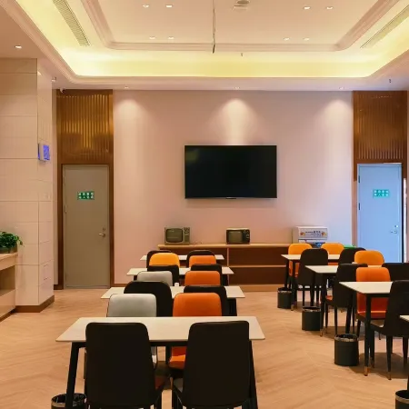 Vienna 3 Best Hotel (Shache Rongxin Meishi Commercial Street)