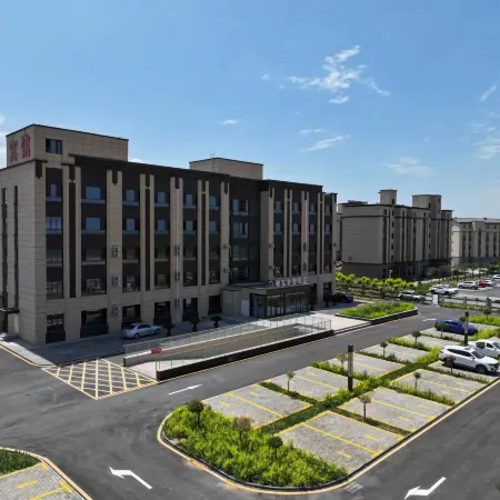 DeHong Apartment Hotel