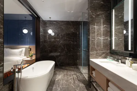 Holiday Inn TAIYUAN SUNSHINE Отели рядом с достопримечательностью «CPC Shanxi Committee Party School (Xuefu Street)»