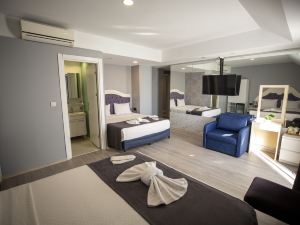 ALBATROS HAGİA SOPHİA HOTEL