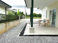 PEN KYU HOUSE1 Hotels in 