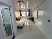 Raccoon esports hotel