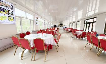 Ulan Butong Huhe Hada Manor