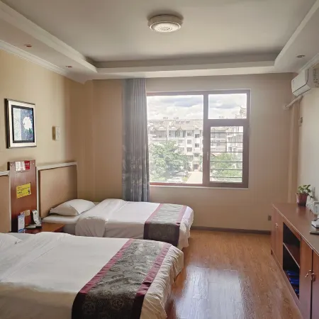 Mouding Minghuang Hotel