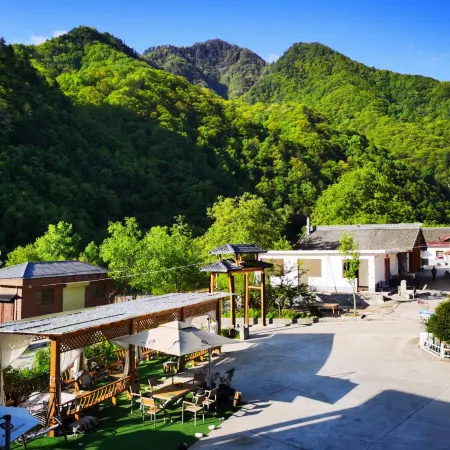 Huangbaiyuan Mountain Forest Guest House