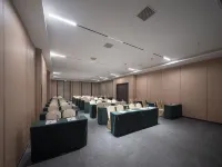 QIANNA HOTEL GLORIOUS(Jiaxian Sports Park Branch) Hotels in Jia County